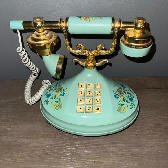Other - Vintage teal mint floral Empress princess telephone ornate 1973 American tele